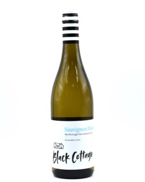 TWO RIVERS BLACK COTTAGE 750 ml SAUVIGNON BLANC